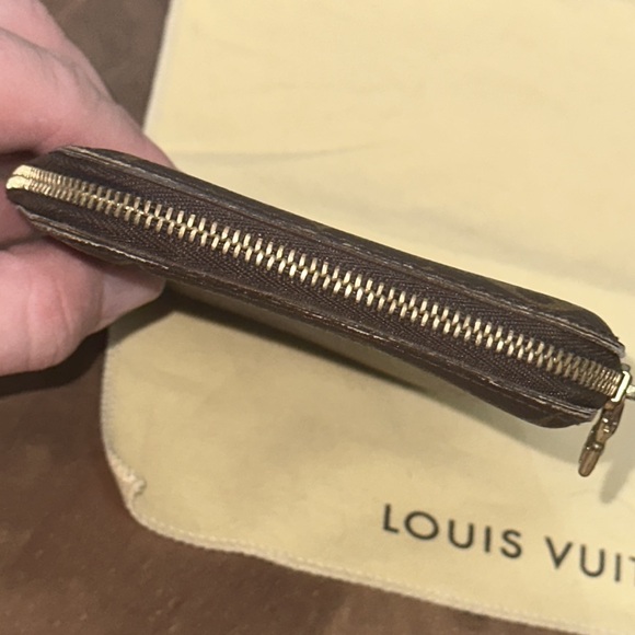 Louis Vuitton monogram geode zippy zip around travel wallet - Picture 7 of 16